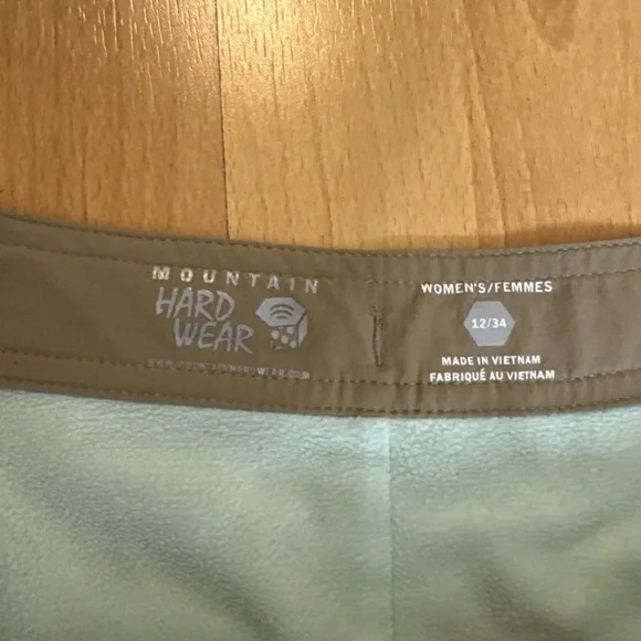 Mountain Hardwear Women's Pants in Tan and Blue - Picture 3 of 7